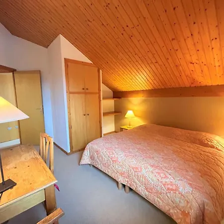 Apartment Skis Aux Pieds Avec Piscine Et Cheminee Au Centre De Meribel, 3 Pieces Pour 6 Personnes - Fr-1-180-137 Meribel